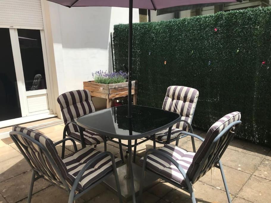 Appartement Avec Terrasse Centre De La Bastide การ์กาซอน ภายนอก รูปภาพ